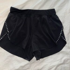 Find your pace high-rise lined short 3”
